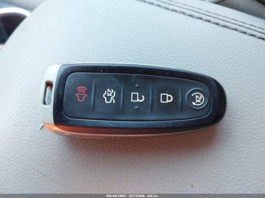 FORD ESCAPE 2016 VIN 1FMCU0J93GUB62914