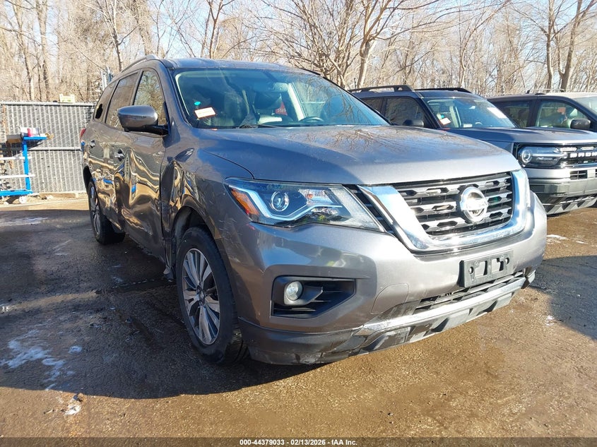 2019 Nissan Pathfinder Sl