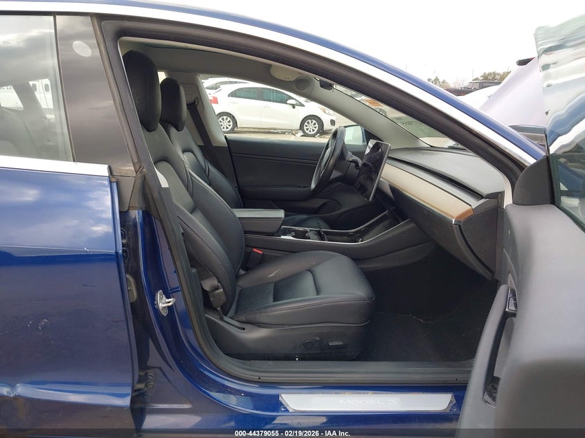 2018 Tesla Model 3 Long Range/Performance