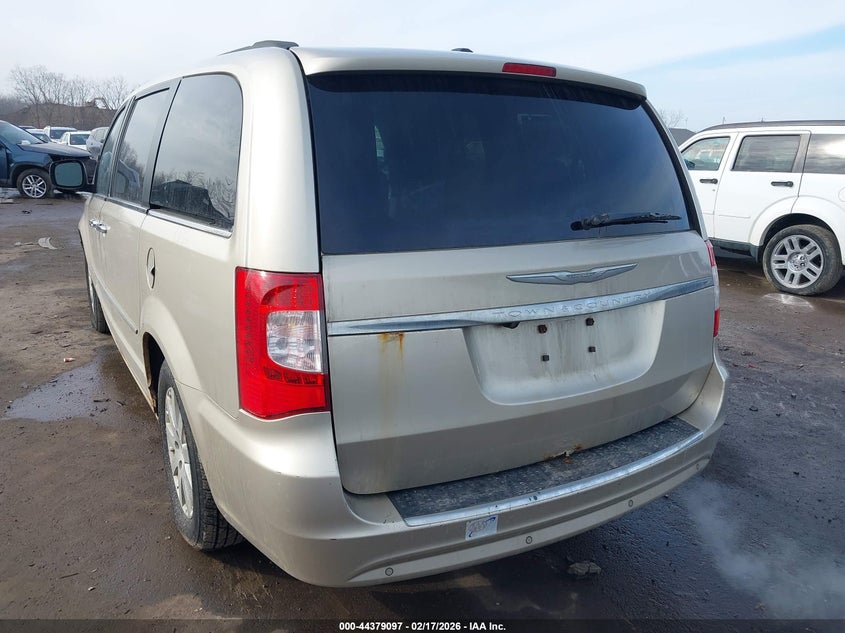 2012 Chrysler Town & Country Touring-L