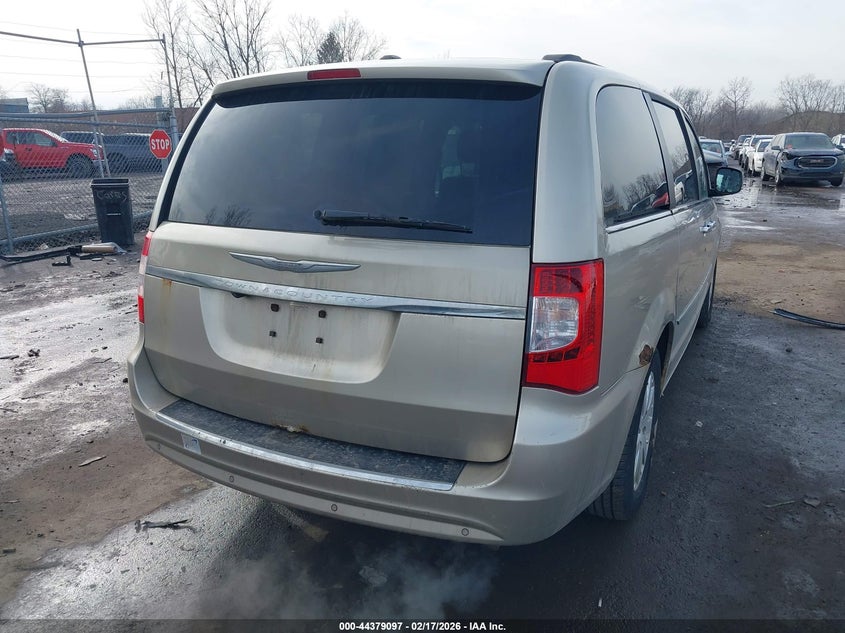 2012 Chrysler Town & Country Touring-L