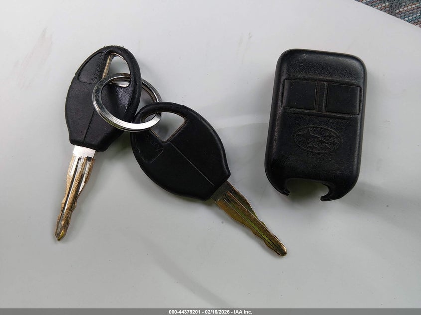 1998 Subaru Impreza L VIN: JF1GM4350WG401250 Lot: 44379201