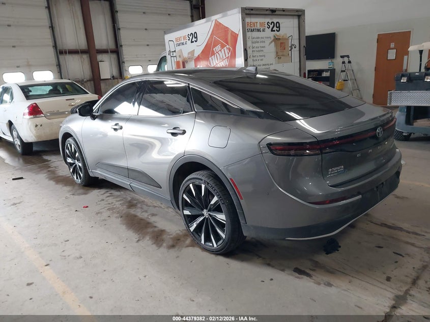 2023 Toyota Crown Platinum