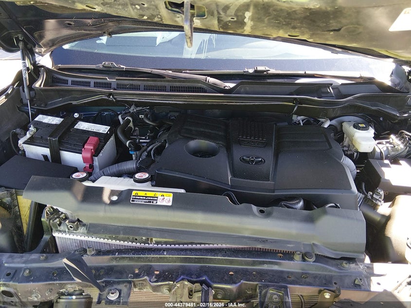 2022 Toyota Tundra Sr5 VIN: 5TFLA5DBXNX033928 Lot: 44379481