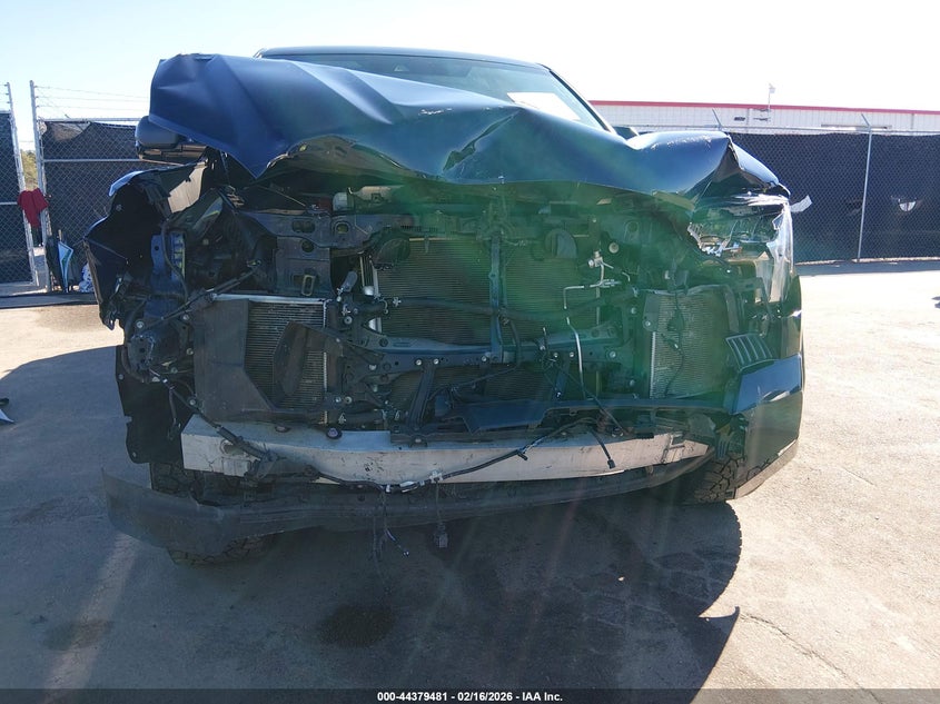 2022 Toyota Tundra Sr5 VIN: 5TFLA5DBXNX033928 Lot: 44379481