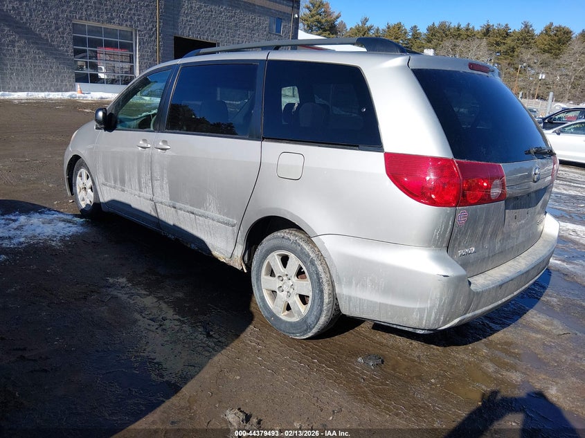2007 Toyota Sienna Le