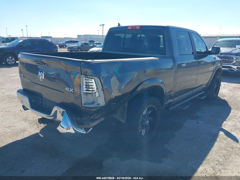 2017 Ram 1500 Laramie 4X4 5'7 Box