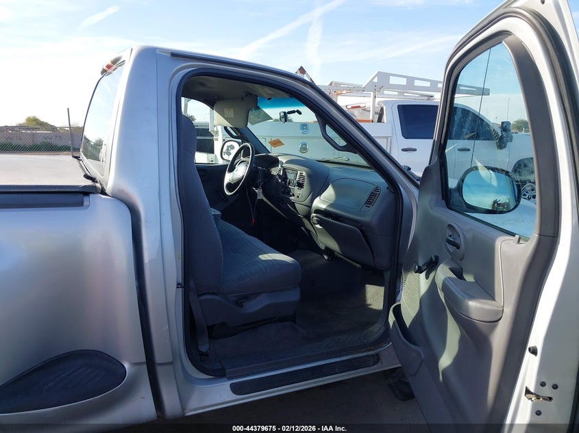 2000 Ford F-150 Xl/Xlt