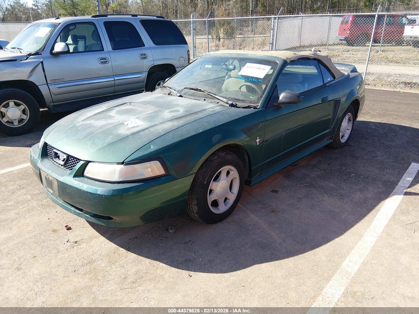 2000 Ford Mustang