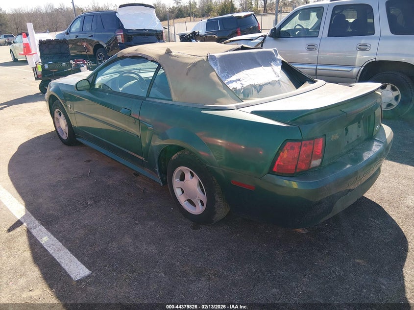 2000 Ford Mustang