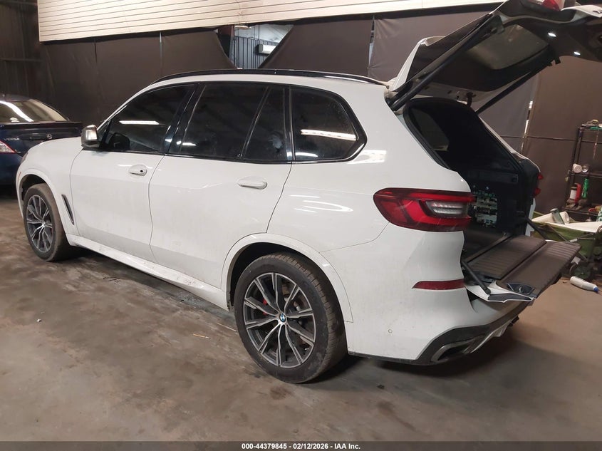 2023 BMW X5 auction photo 3