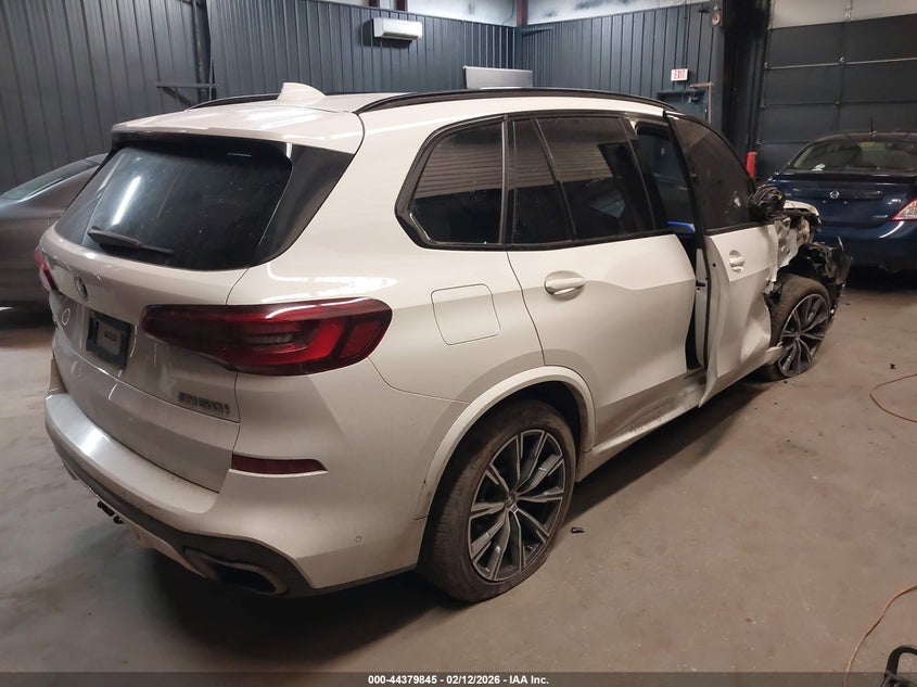 2023 BMW X5 auction photo 4