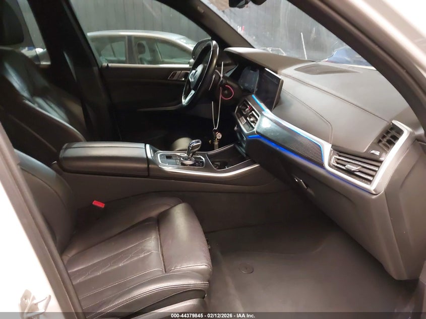 2023 BMW X5 auction photo 5