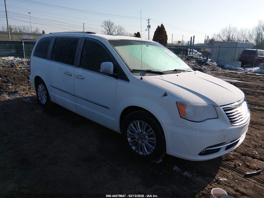 2013 Chrysler Town & Country Limited