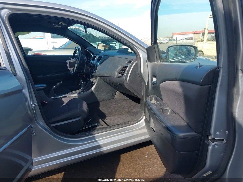 2013 Chrysler 200 Touring