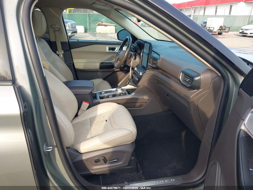 2020 Ford Explorer Platinum