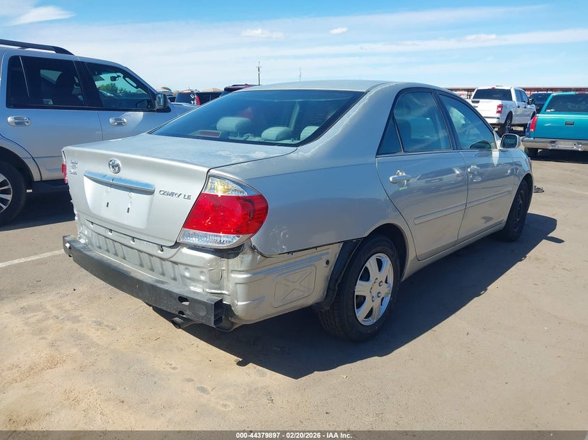 2005 Toyota Camry Le