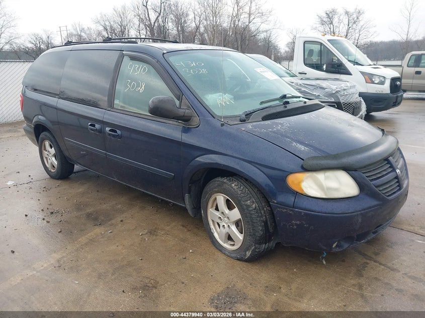 2005 Dodge Grand Caravan Sxt