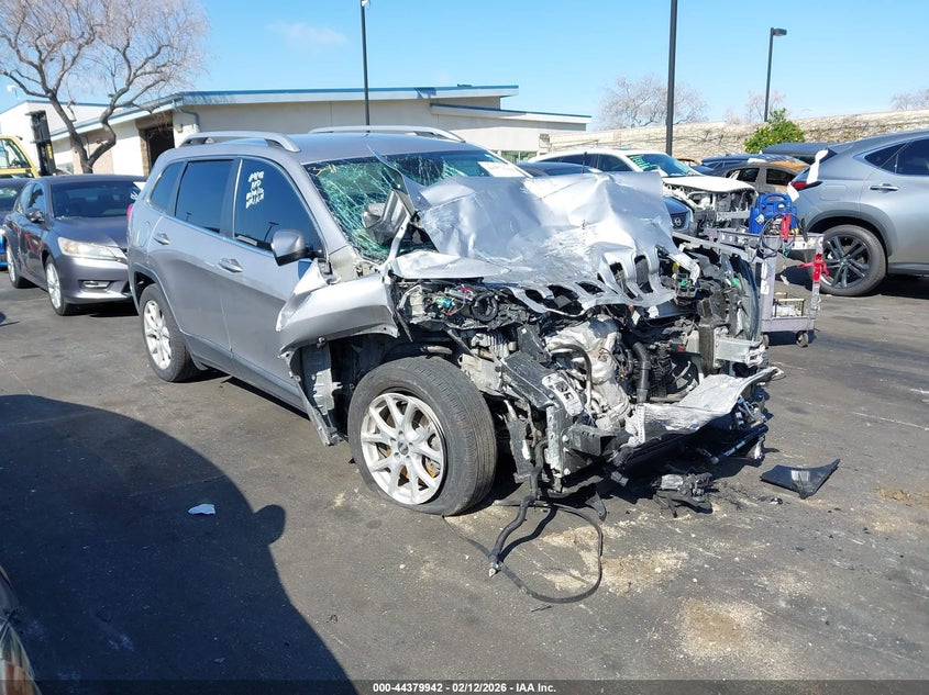 2018 JEEP CHEROKEE LATITUDE FWD