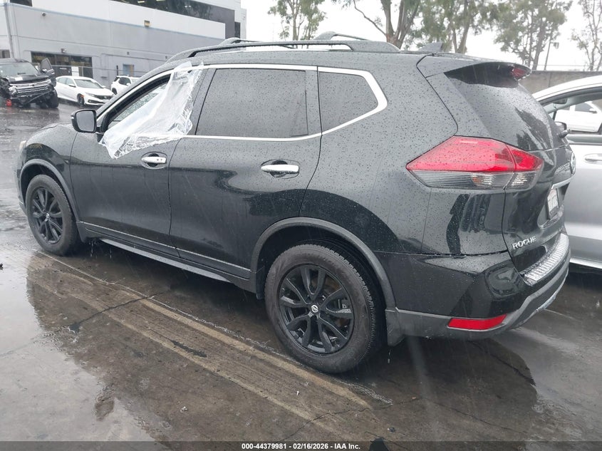 2017 Nissan Rogue Sv