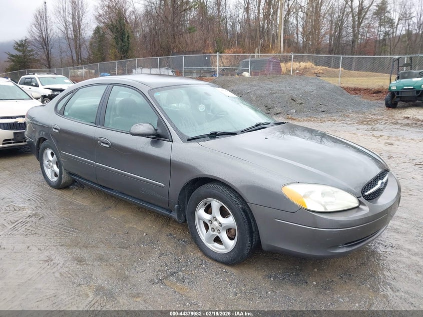 2003 Ford Taurus Se