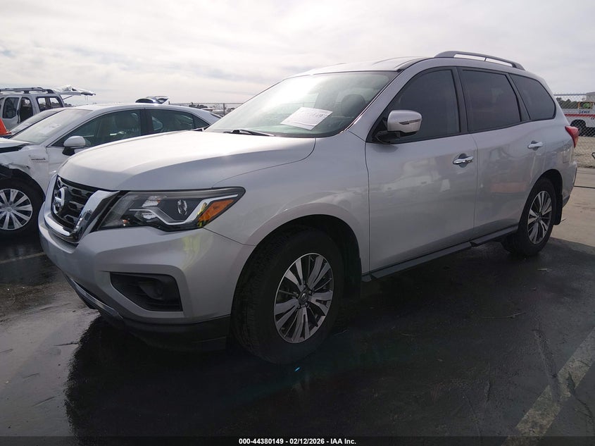 2017 Nissan Pathfinder S