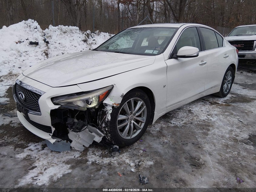 2015 Infiniti Q50 Premium