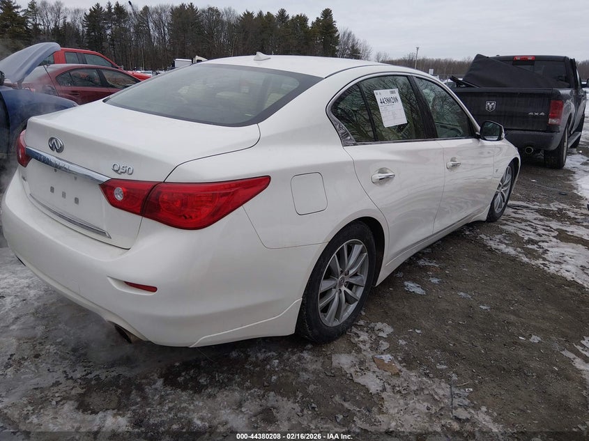 2015 Infiniti Q50 Premium