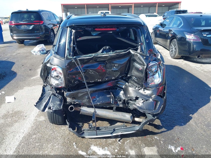 2015 Mini Countryman Cooper S VIN: WMWZC5C50FWP47068 Lot: 44380220