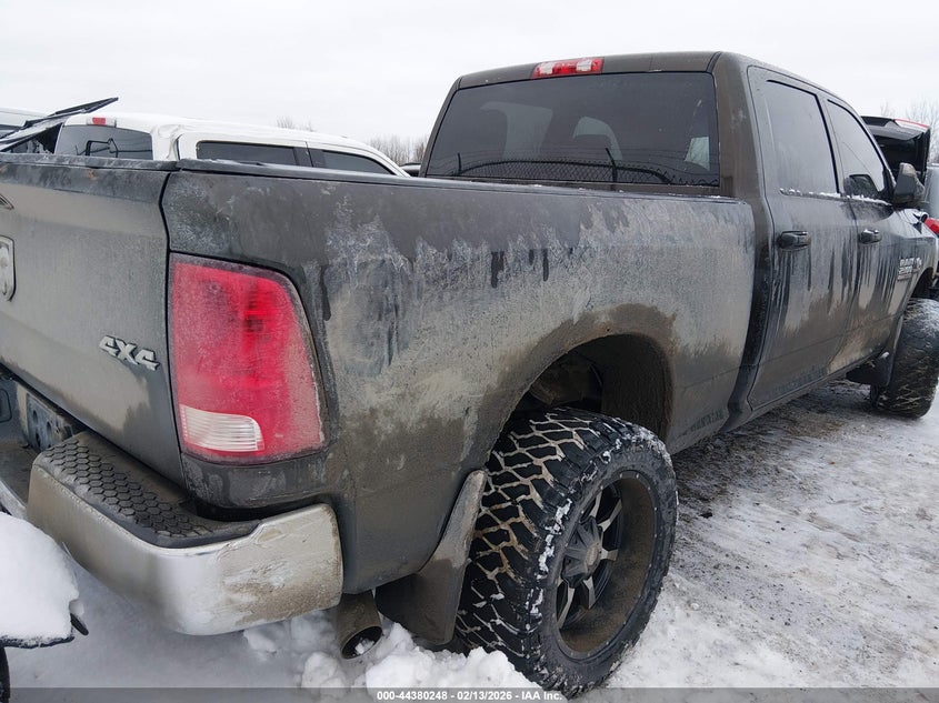 Vin: 3c6ur5clxeg300021, lot: 44876758, ram 2500 tradesman 20144