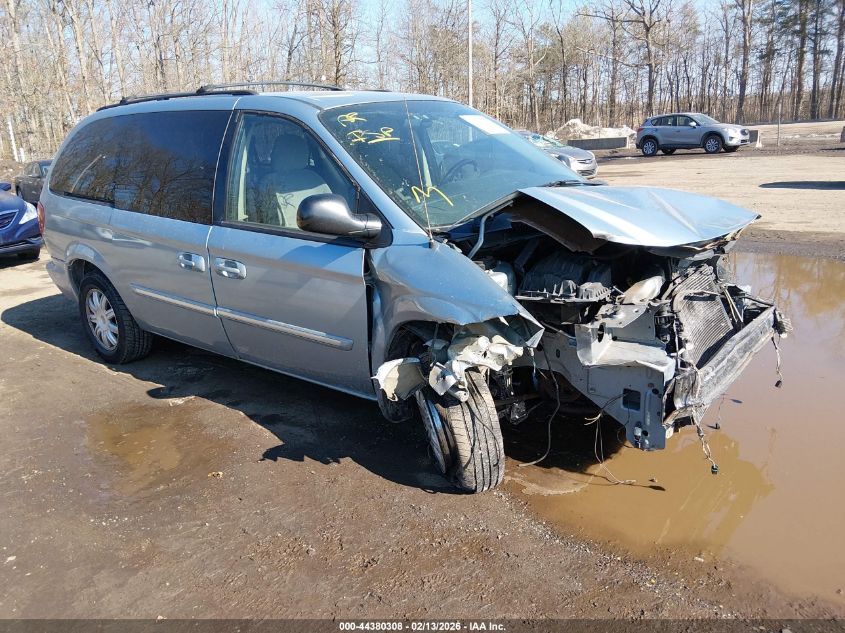 2006 Chrysler Town & Country Touring