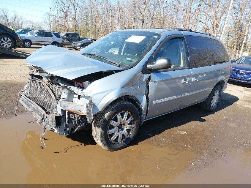 2006 Chrysler Town & Country Touring