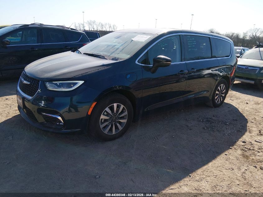 2023 Chrysler Pacifica Hybrid Touring L