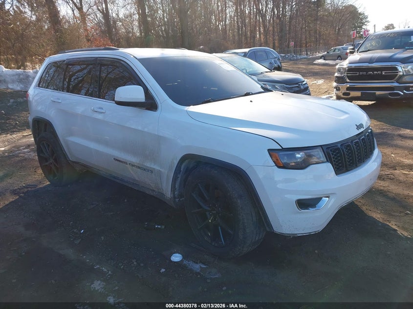 2018 Jeep Grand Cherokee Laredo E 4X2