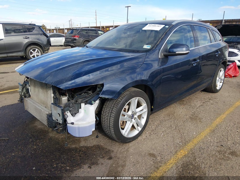 2015 Volvo V60 T5 Platinum