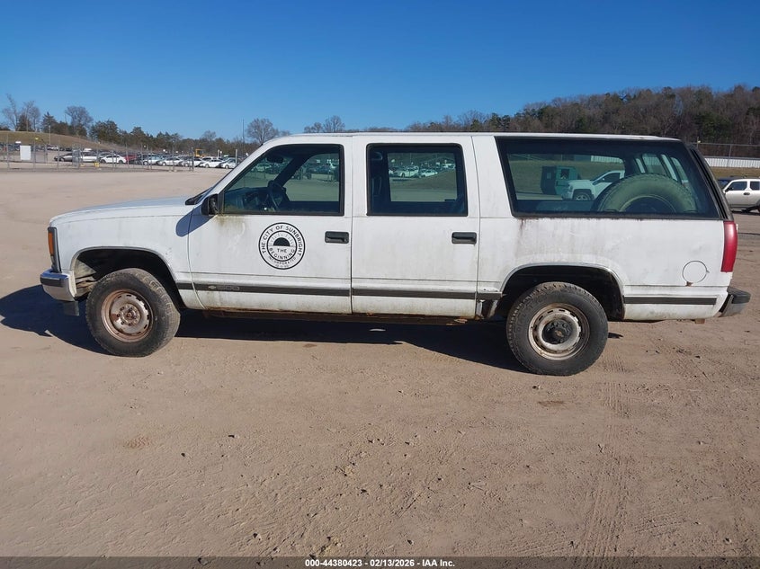 1997 Chevrolet Suburban 1500 VIN: 3GNFK16R1VG130749 Lot: 44380423