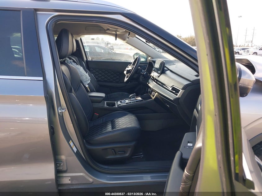 2022 Mitsubishi Outlander Sel 2.5 2Wd/Sel Special Edition 2Wd