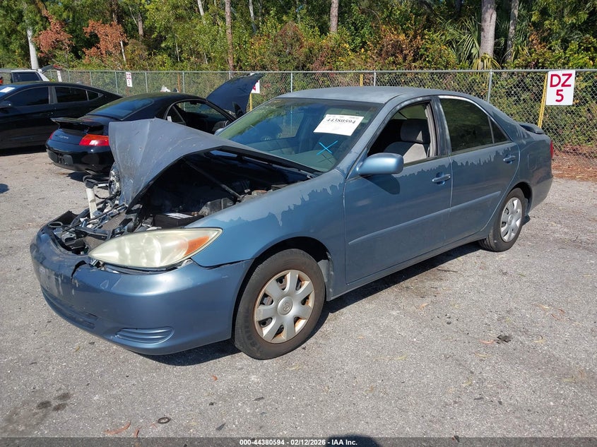 2004 Toyota Camry Le