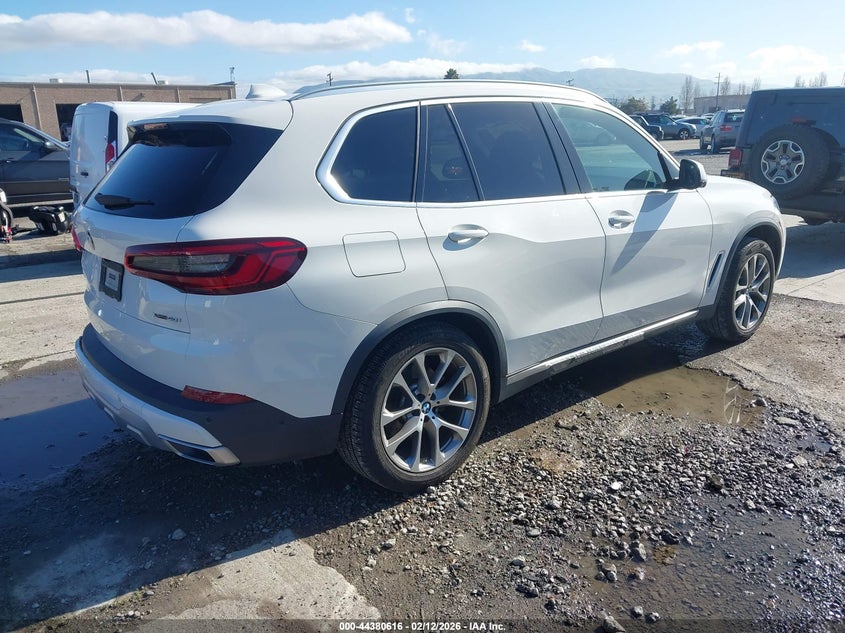 2019 BMW X5 xDrive40I
