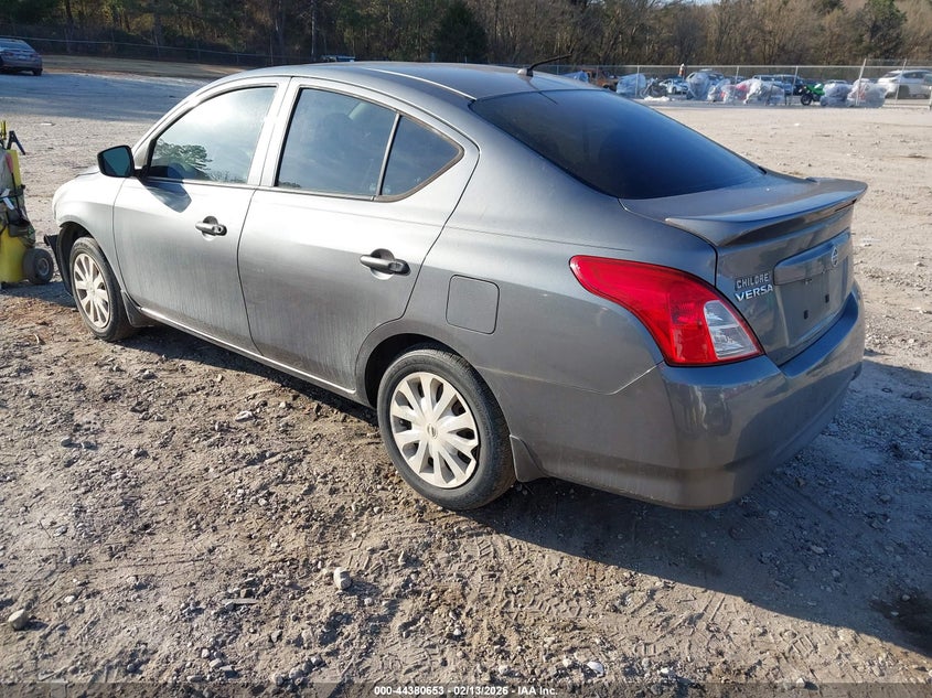 2017 Nissan Versa 1.6 S+