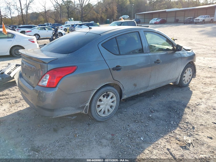 2017 Nissan Versa 1.6 S+