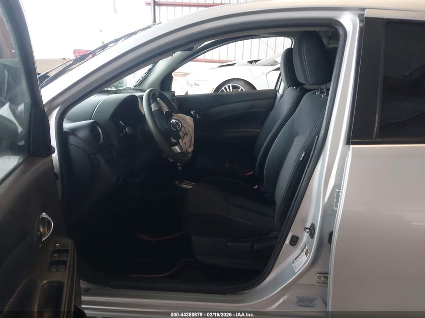 2017 Nissan Versa 1.6 Sv