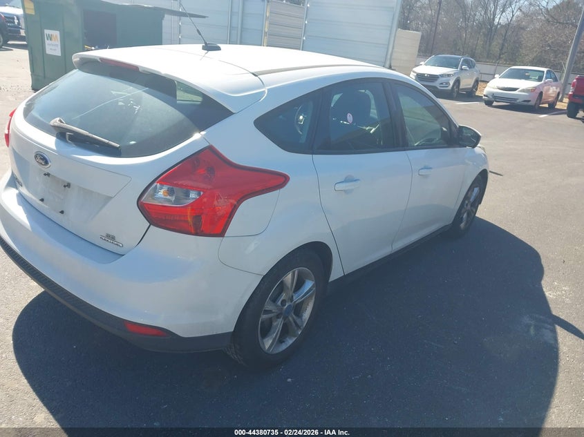 Vin: 1fahp3k21cl153817, lot: 44877245, ford focus se 20124