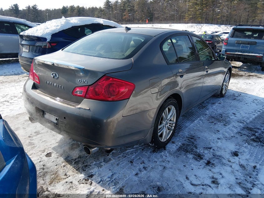 2013 Infiniti G37X