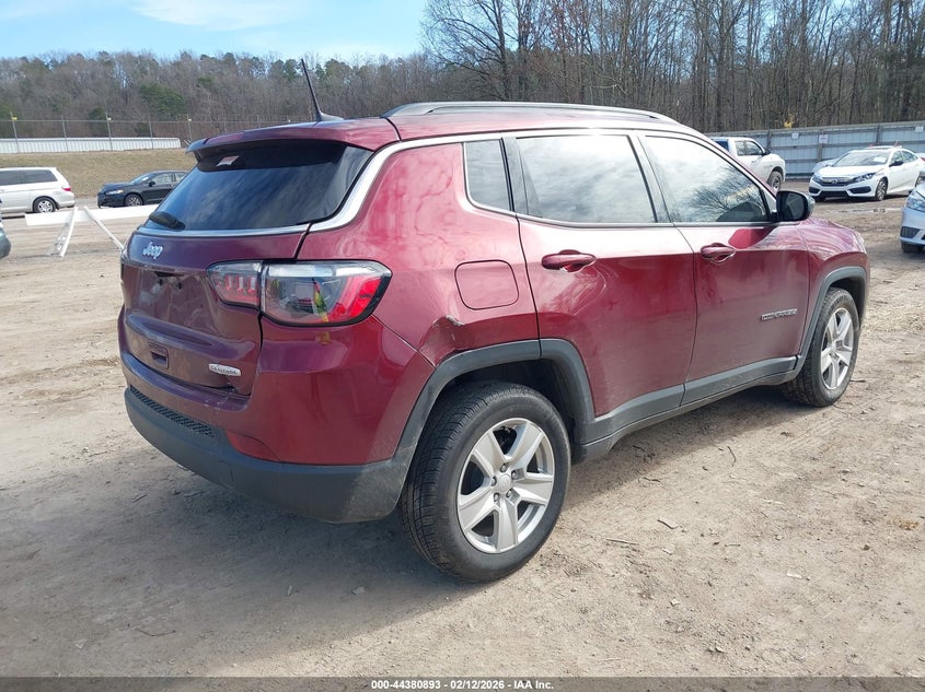 2022 Jeep Compass Latitude Fwd