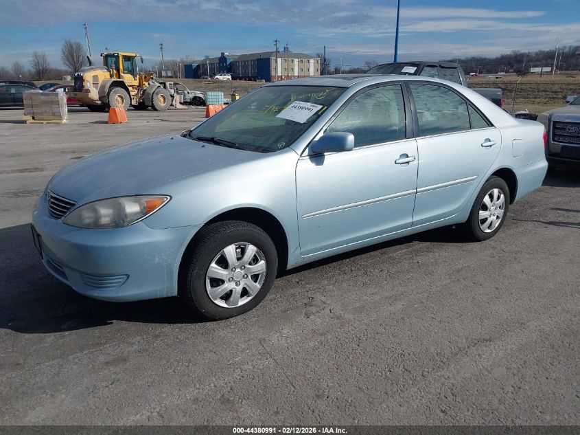 2005 Toyota Camry Le