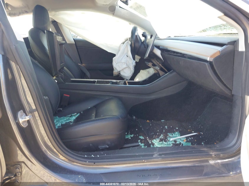 2018 Tesla Model 3 Long Range/Mid Range