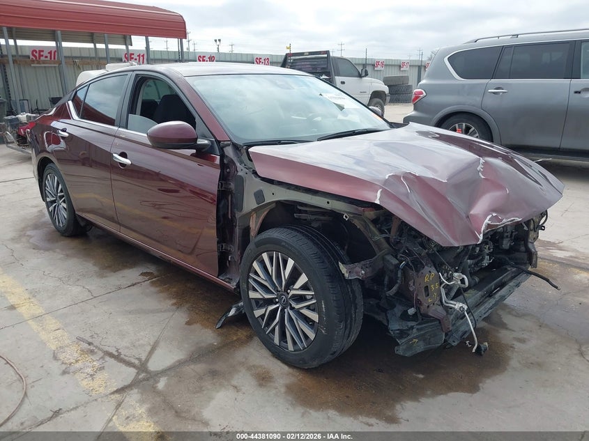 2023 Nissan Altima Sv Fwd