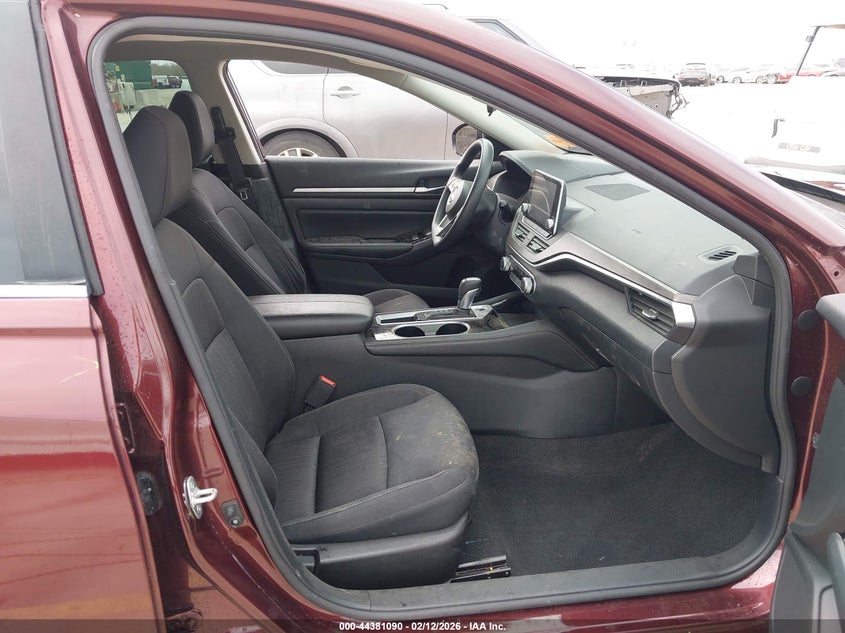 2023 Nissan Altima Sv Fwd