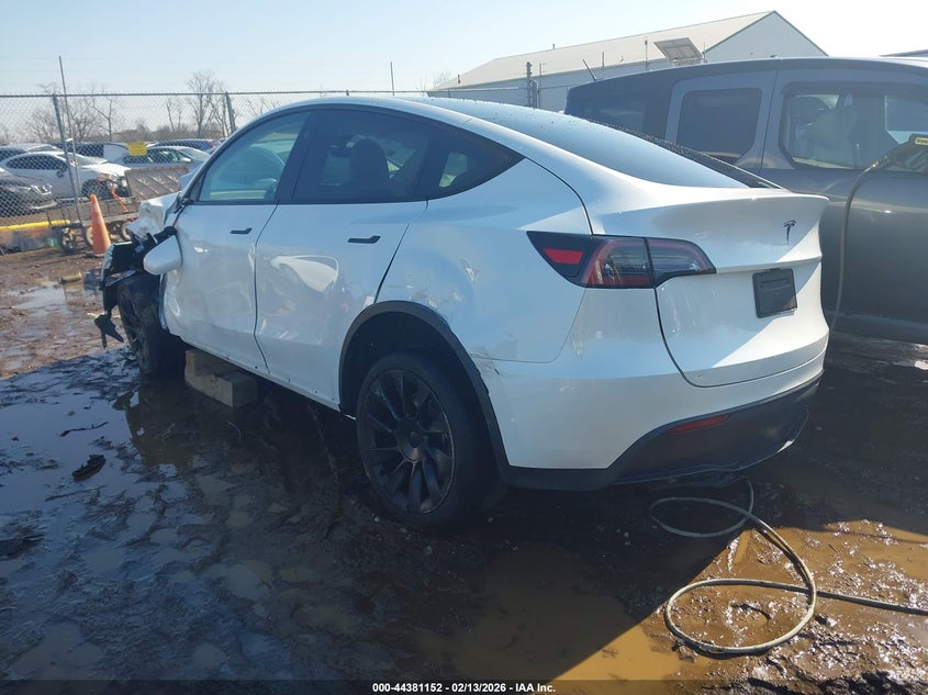2024 Tesla Model Y Long Range Single Motor Rear-Wheel Drive/Rwd